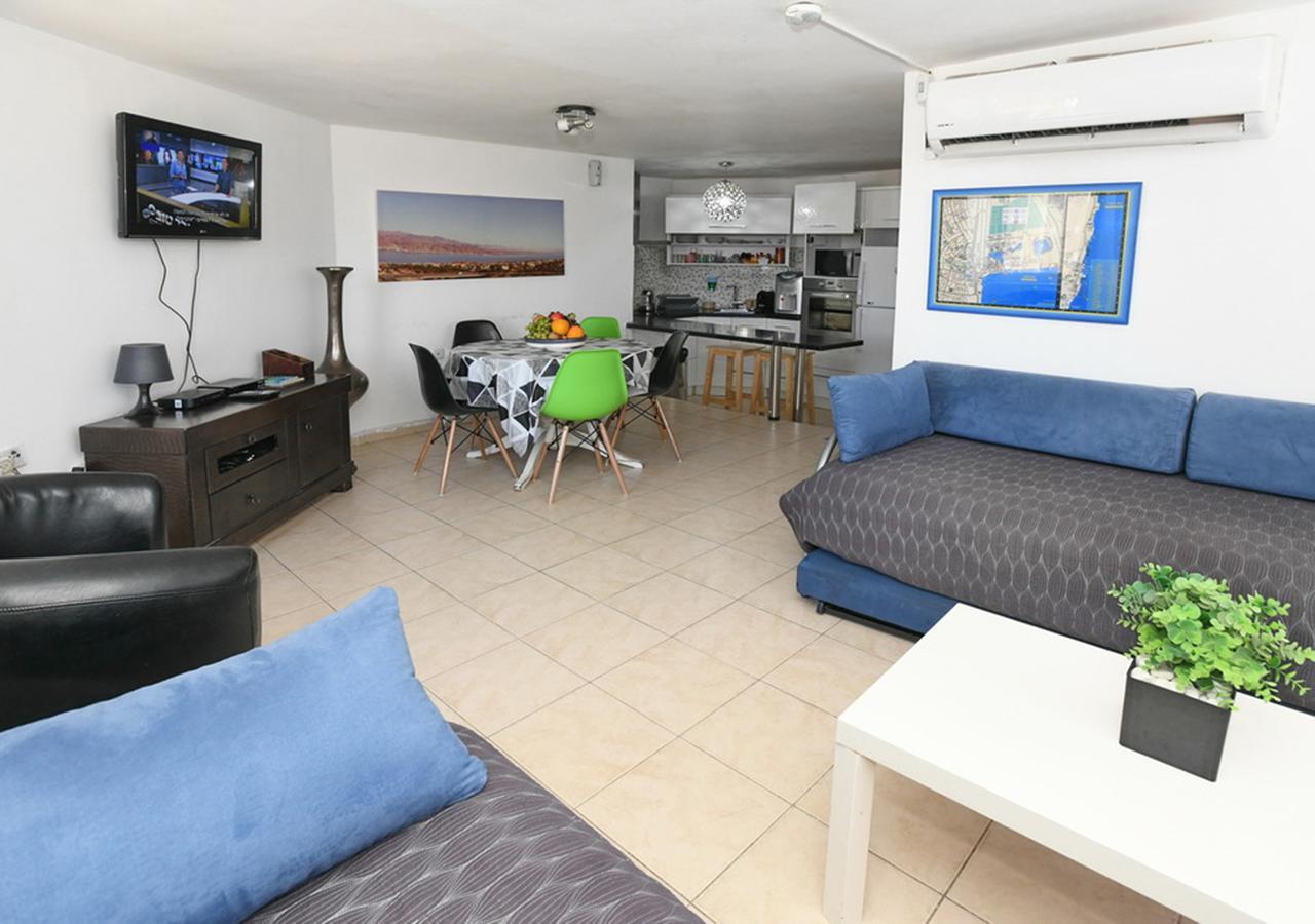 Avi'S Suites Eilat Exterior foto